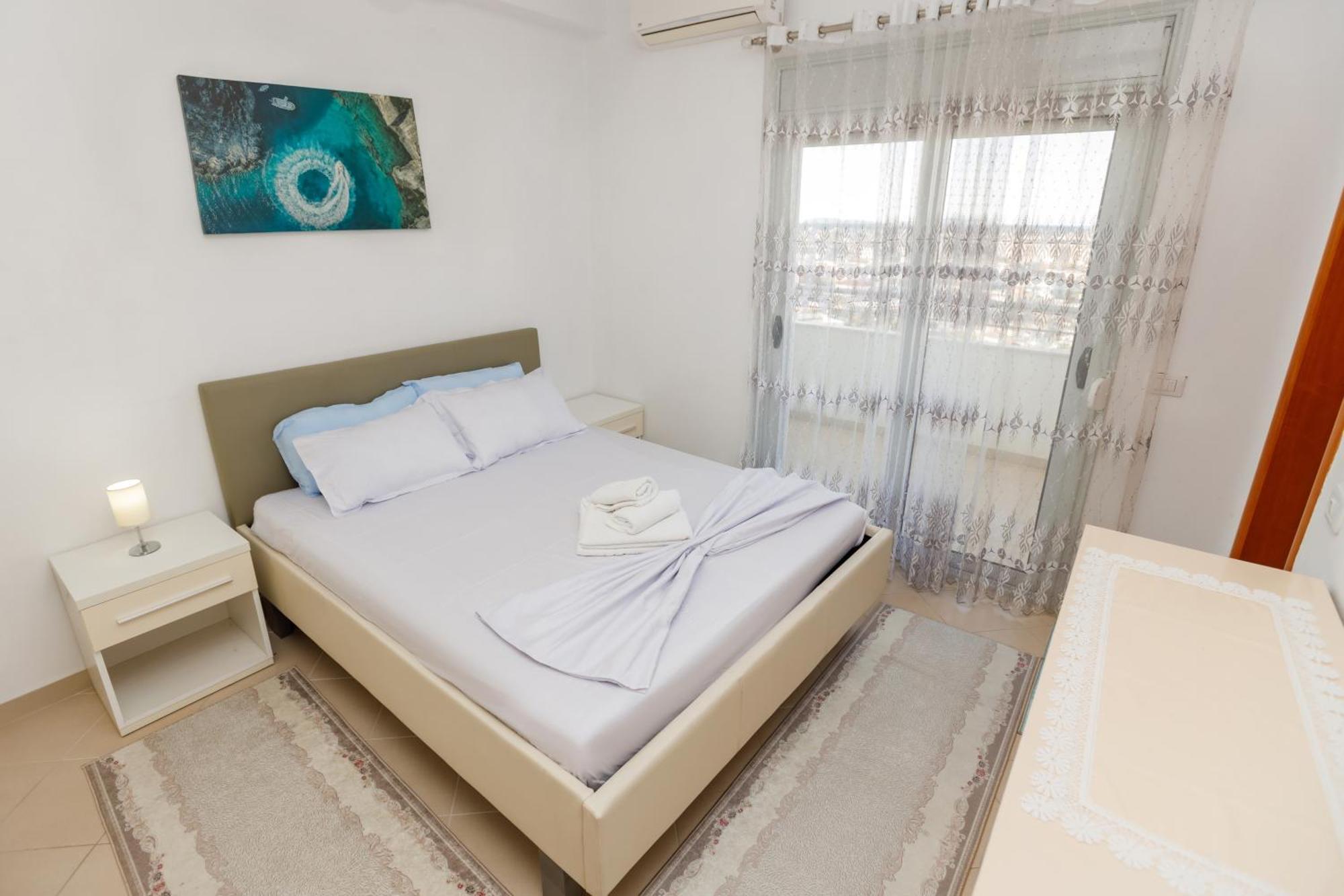 Gus Apartament Vlorë 外观 照片