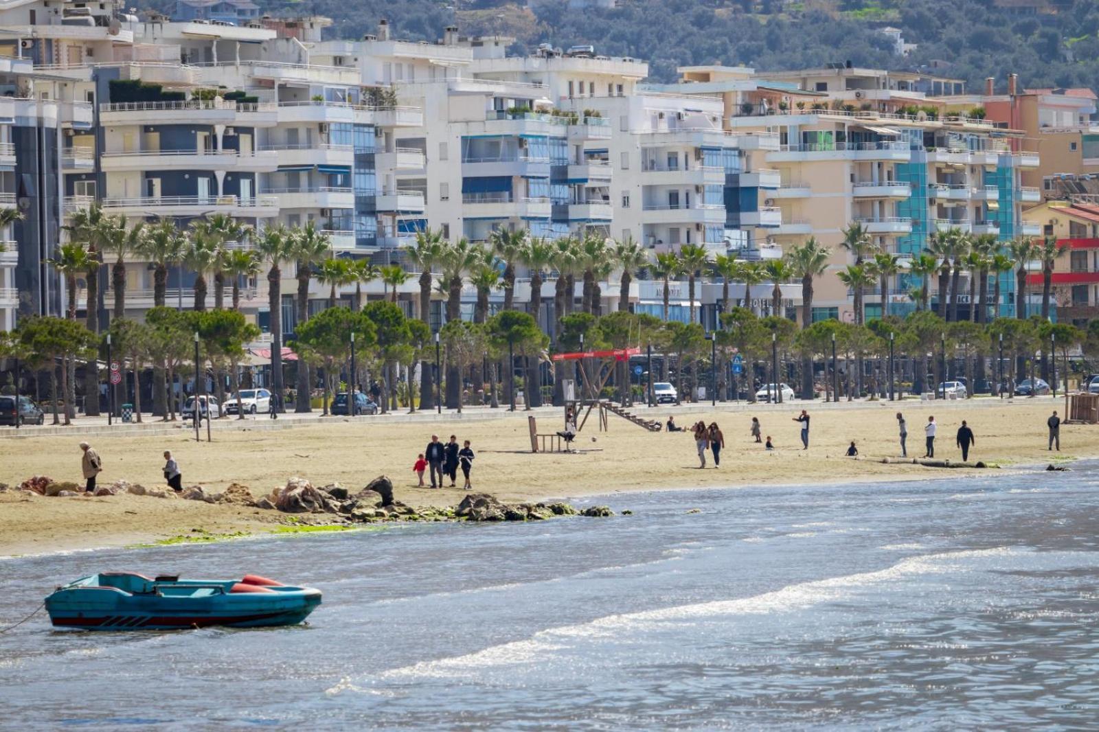 Gus Apartament Vlorë 外观 照片